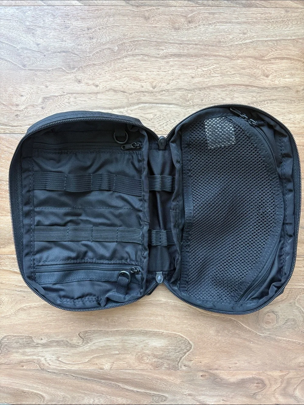 TOM BIHN Black Hundy Little Thing Pouch